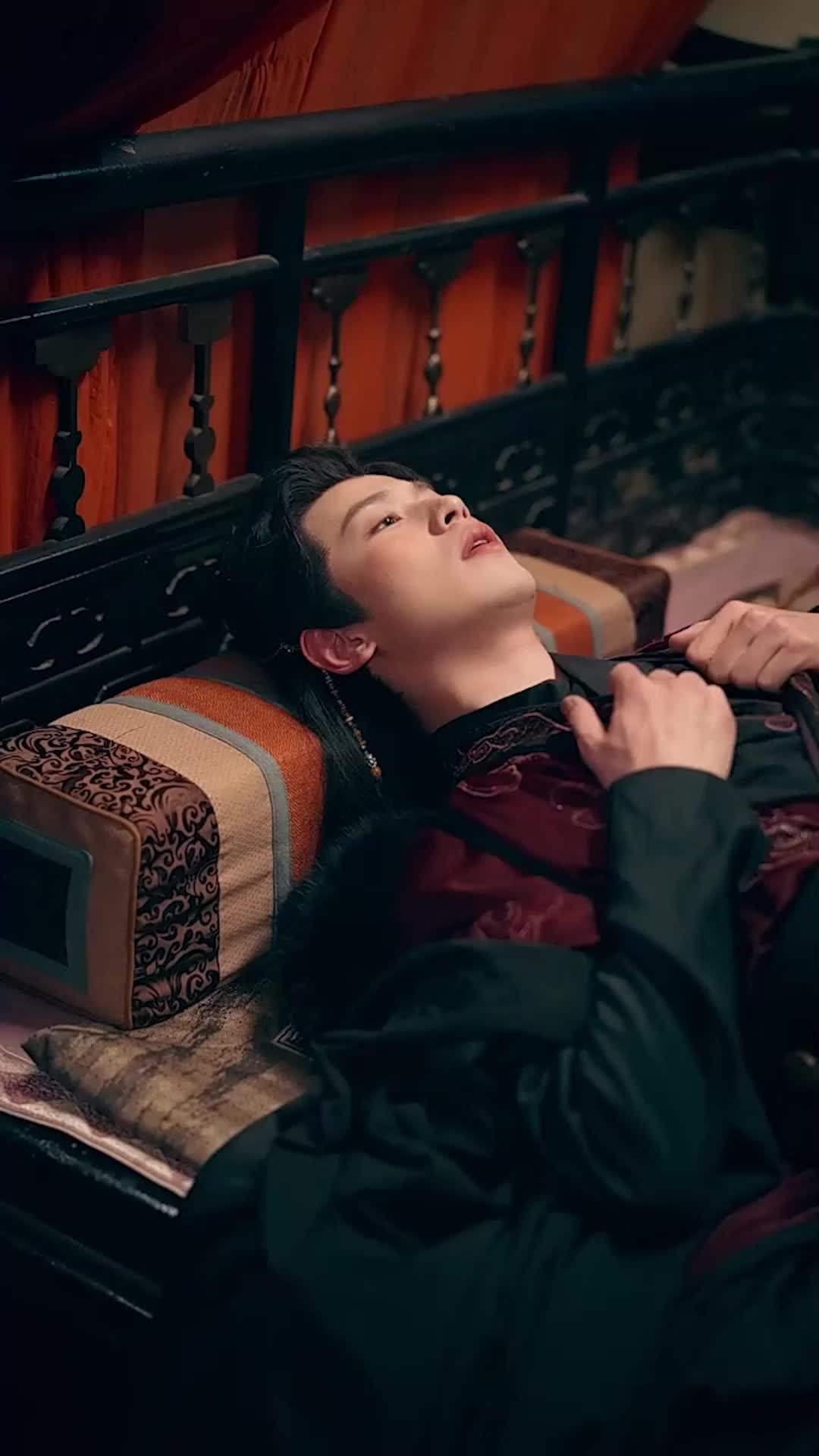 Episódio 4 - O Pai dos Gêmeos é um Príncipe